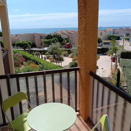 Apartment Petit Bord De *